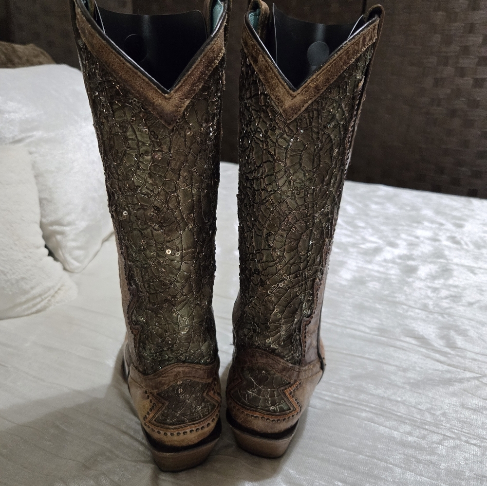 Boots By Corral Size 8 EUC!!! - Picture 4 of 13